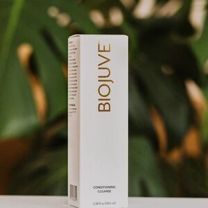 Biojuve Conditioning Cleanse: Gentle Purity for a Hydrated, Balanced Complexion